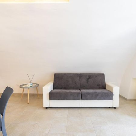 Suite La Scala Del Borgo 奇斯泰尼诺 外观 照片